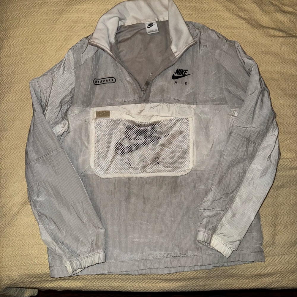 Nike Air Men's Light Gray Windbreaker